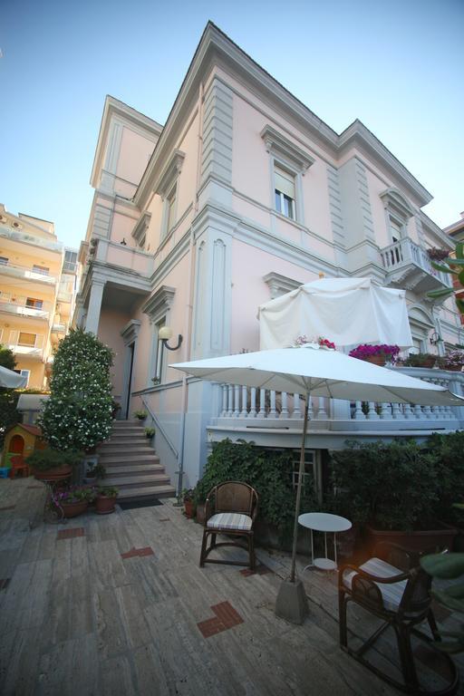 פסקרה Villa L'Aurora מראה חיצוני תמונה